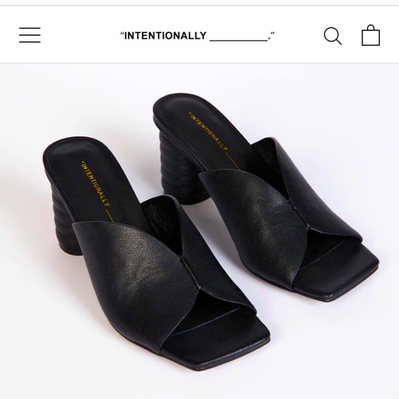 INTENTIONALLY BLANK Shoes - Intentionally Blank Kamika size 6 black